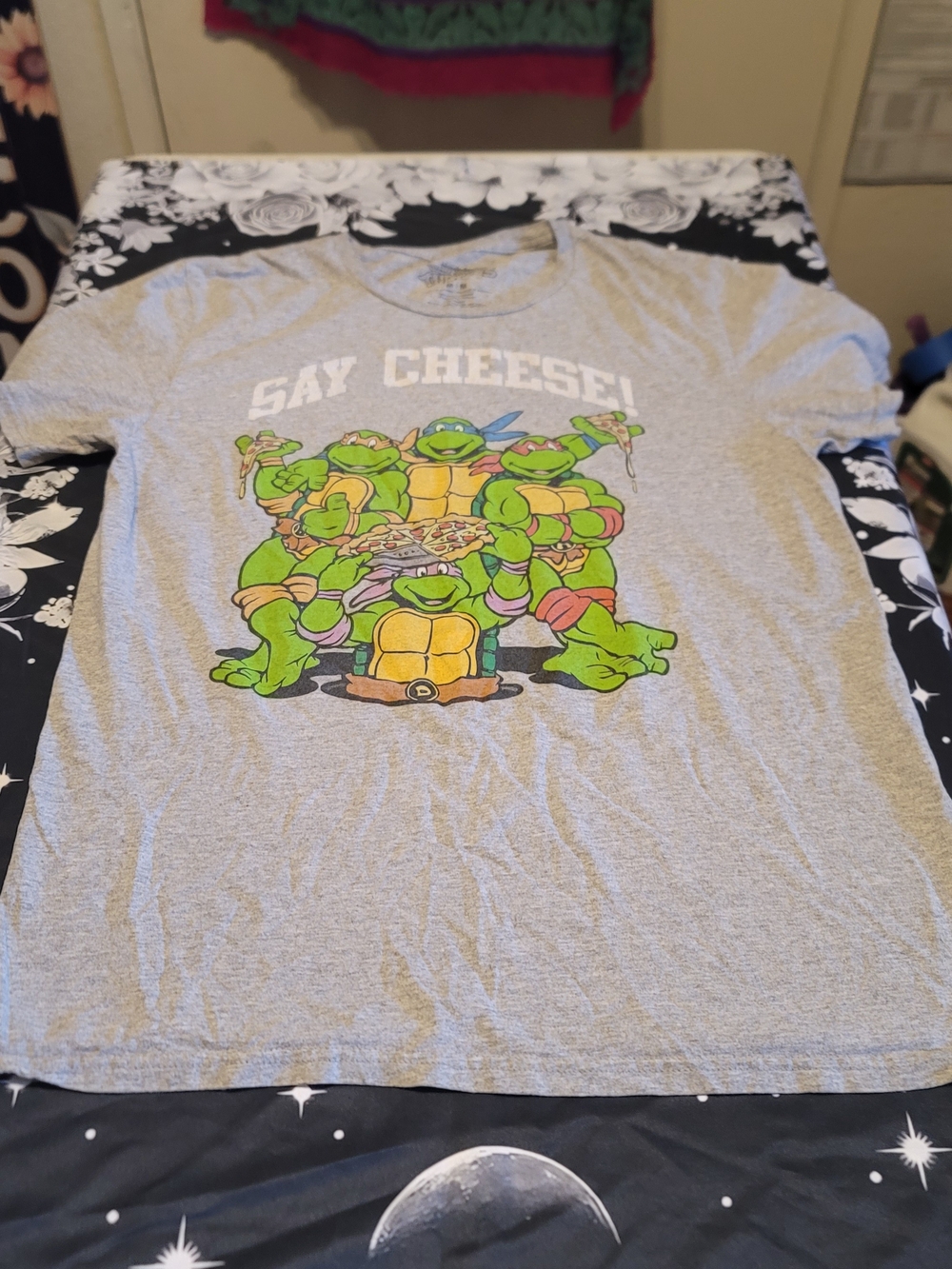 🔥3 For $20 Gray Teenage Mutant Ninja Turtles 'Say Cheese'  Tee Medium Unisex